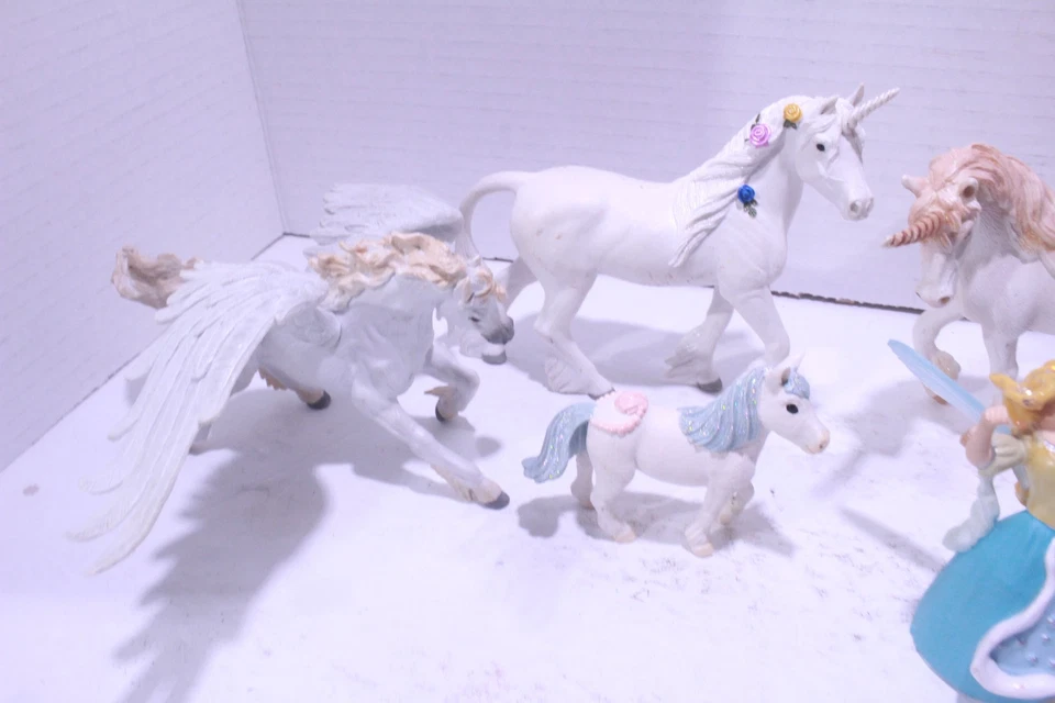 Medieval Fantasy Lot Of 10 Unicorns Fairy Horses Elves Figures Schleich Papo - Image 2 of 4