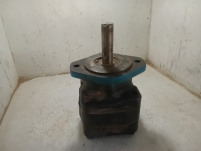VICKERS VANE PUMP 120520 (H12B)