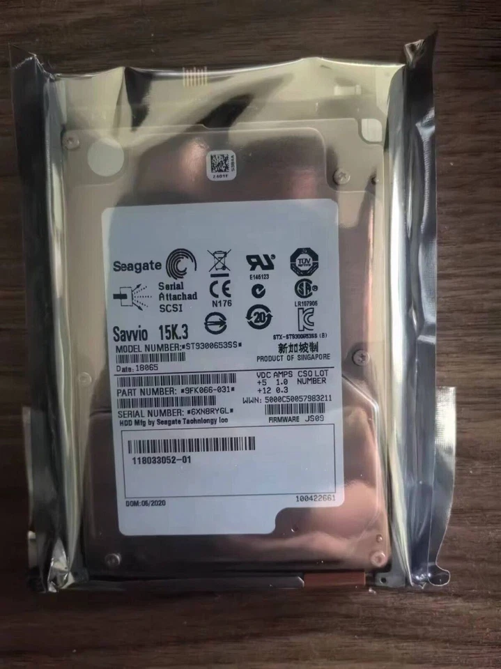 EMC 005052779 005051041 300G 15K SAS 2.5" VMAX100K 200K Hard Drive - Image 2 of 4