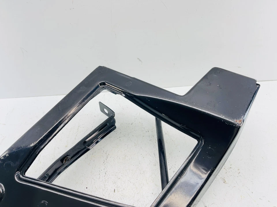 Soporte de guardabarros delantero izquierdo Pontiac Solstice 2006-2010 OEM Foto 3 de 4