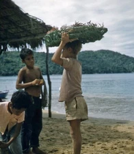 Vintage Stereo Realist Photo 3D Slide NATIVE BOYS
