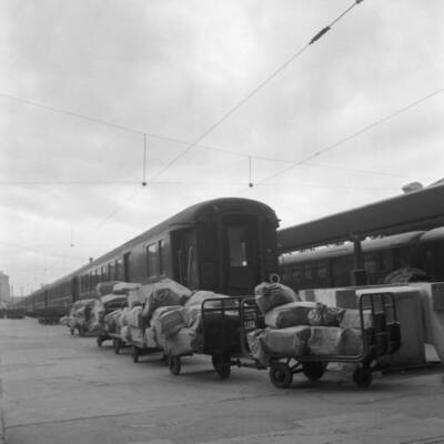 The Gare dAusterlitz deserted during railway workers strike March - Old Photo 2