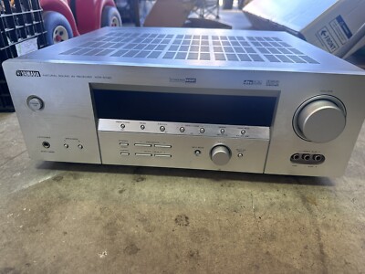 Yamaha HTR 5740 6.1 Channel Home Audio A/V Stereo Reciever Silver - TESTED