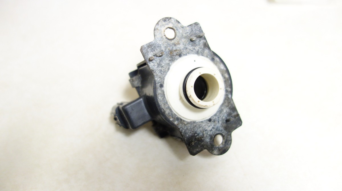 1999-2000 honda civic vapor purge valve canister denso 084600-5440