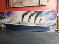 RMS TITANIC Academy Minicraft 1/350th Scale M...