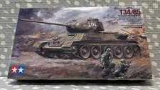 Tamiya T34/85 Russian Medium Tank 1/35 Model Kit 35138  NOS - Sealed Parts