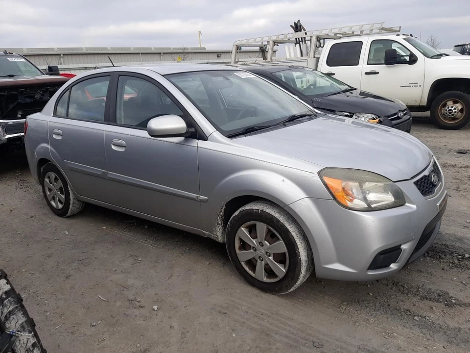 Cinturón de seguridad delantero izquierdo usado se adapta a: Kia Rio 2010 asiento cubo conductor retractor Foto 4 de 4