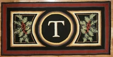 FRONTGATE Monogram T Ravella Wingate Festive Holiday Rug Hand Tufted Doormat NWT