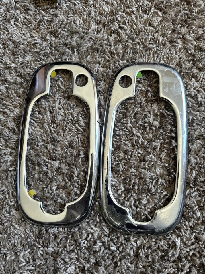 Inserciones de manija de puerta de acero inoxidable cromado 401/L GMC/Chevrolet Foto 2 de 4