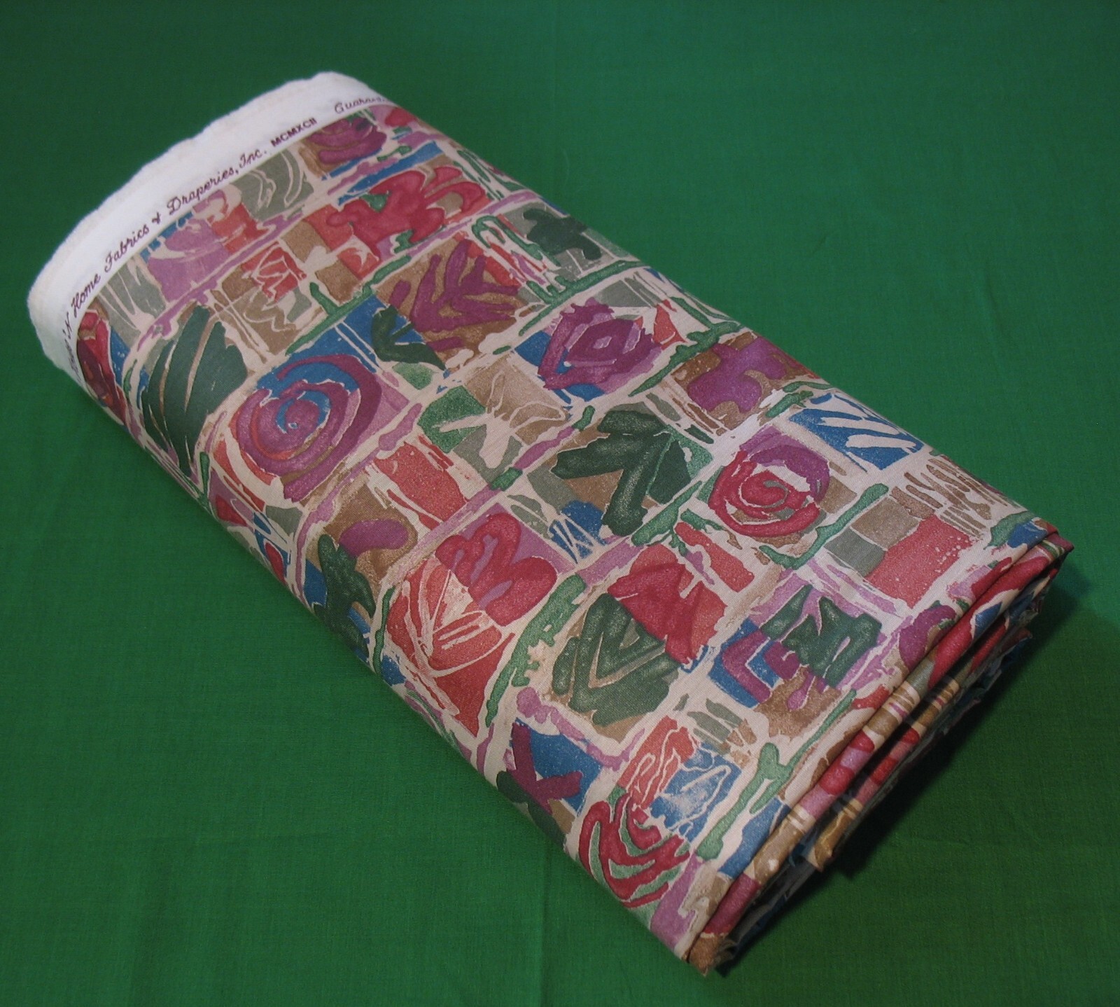 House N Home Cotton Fabric 191A Screen Print, 56