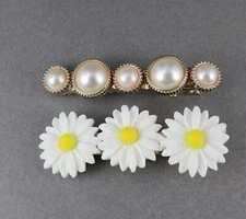 daisy flower faux pearl 2.5" wide barrette alligator hair clip set of 2 