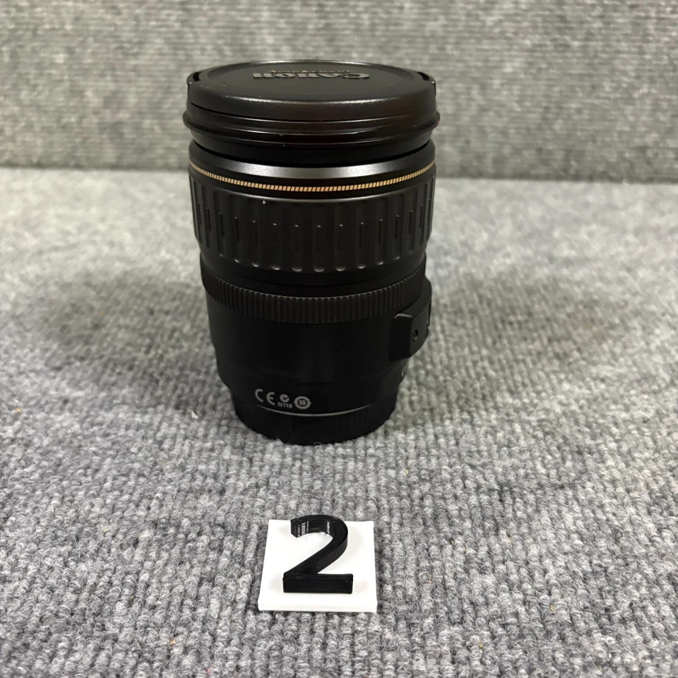 Canon EF 28-135mm f/3.5-5.6 IS USM Lens Image Stabilizer Excellent w/ caps - Image 3 of 4