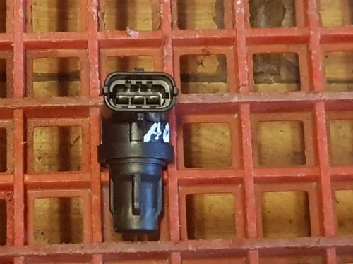 VOLVO V60 Nockenwellensensor 21123875 8658726 2.00 Diesel 120kw 2011 33120078