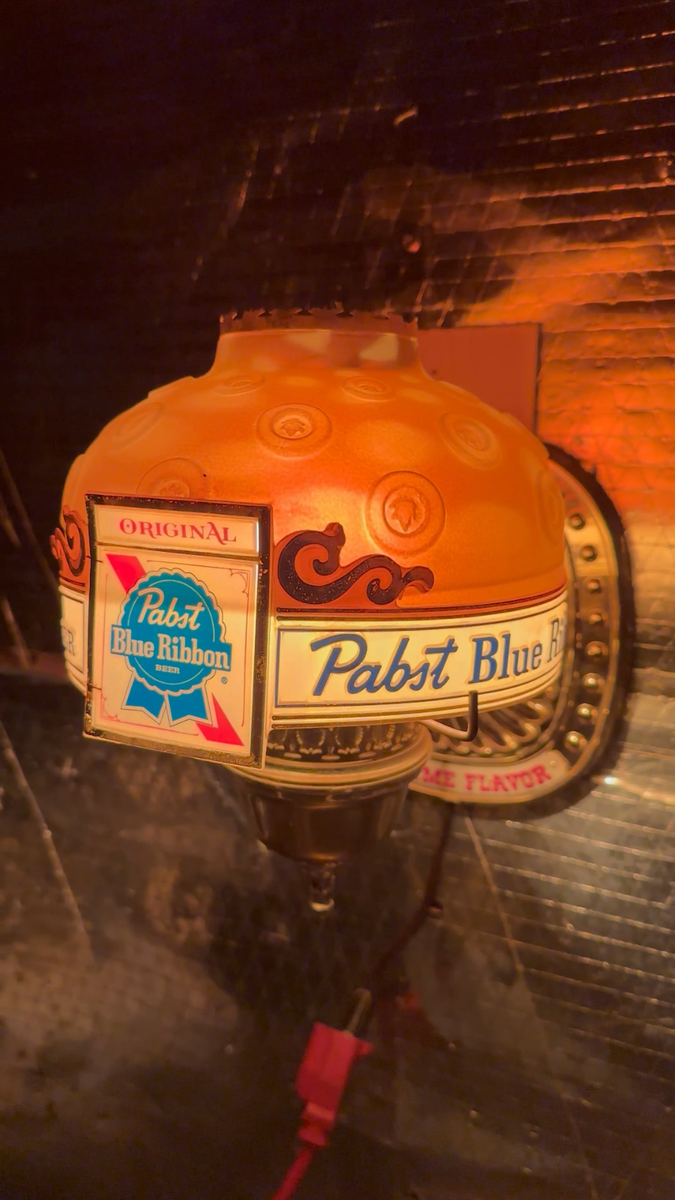 Vintage Pabst Blue Ribbon Beer Motion Heat Lamp Wall Sconce PBR
