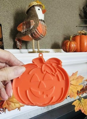 Vtg. Hallmark Halloween Pumpkin Cookie Cutter