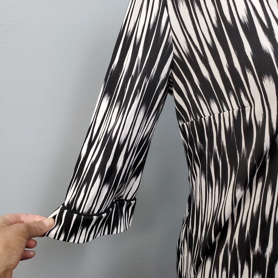 Vestido recto Sandra Darren para mujer 6 negro geométrico manga 3/4 cuello pulóver Foto 4 de 4