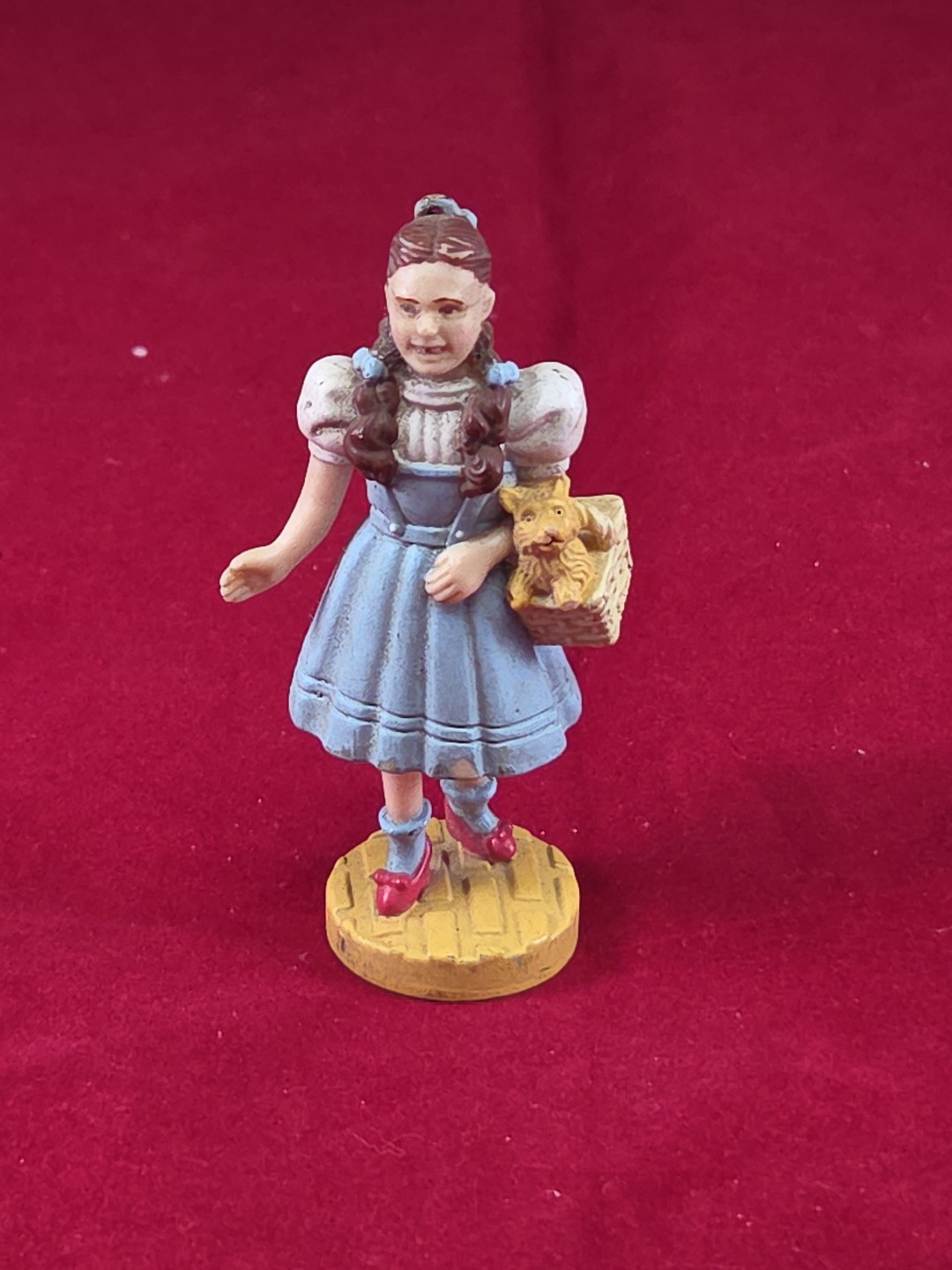 Wizard of Oz Dorothy Figure 1939 Loew’s Ren. 1966 MGM 1987 Turner Macau Vintage