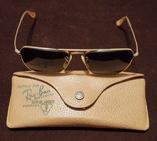 Bausch & Lomb anni '60, Ray-Ban Caravan 1/10 12K GF montatura oro lente verde e custodia