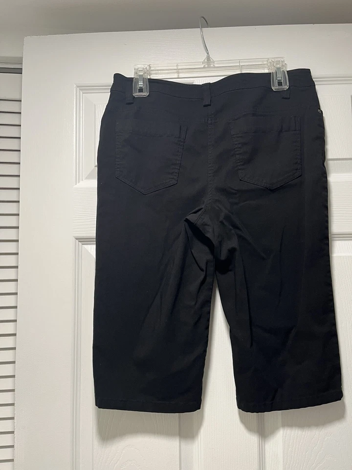 Style & Co Pantalón Corto Largo Negro para Mujer  Foto 2 de 4