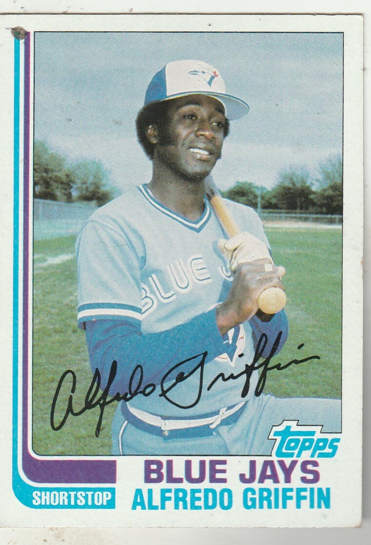 FREE SHIPPING-MINT-1982 (BLUE JAYS) Topps #677 Alfredo Griffin (FACSIMILE AUTOGR