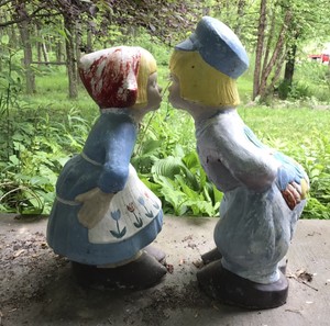 Vtg Kissing Dutch Boy Painted Garden Statue Yard Art Concrete Vtg Kissing Dutch Boy Amp Painted Garden
