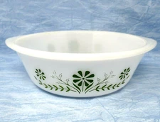 Glasbake Green Daisy 2 quart milk glass casserole dish J514 Jeanette USA vintage