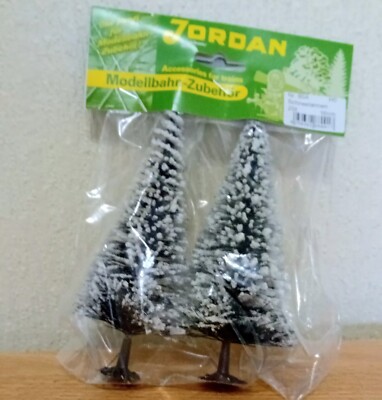 Zwei schneebedeckte Tannen in O/ 0O/ HO/ Größe 16 cm hoch aus Jordan 80A