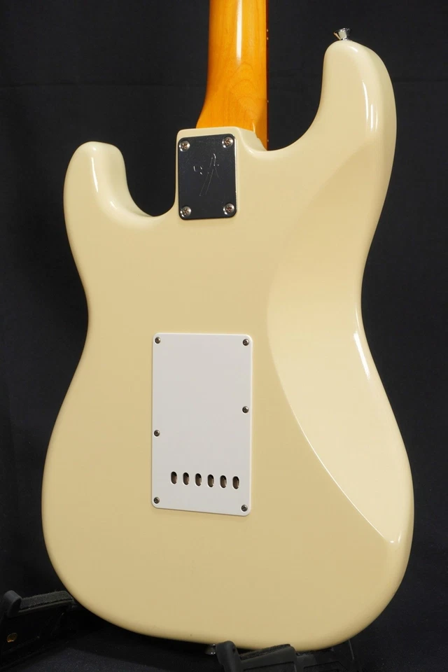 Edwards E-SE-93R/LT Vintage Blanco Usado Cuerpo de Aliso Cuello de Arce con Estuche Suave Foto 4 de 4