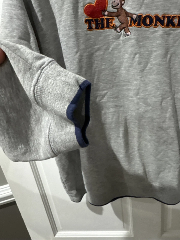 Sudadera Curious George The Monkey Gris Talla Grande Foto 4 de 4