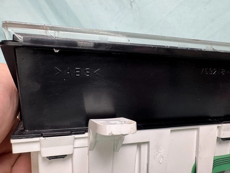 Cuadro de instrumentos velocímetro Toyota Tacoma 1998-2000 83800-04150 Foto 2 de 4