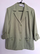 Alfred Dunner size 10 green blazer. 3 button close, 3/4 sleeve. Excellent cond
