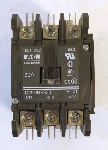 1 USED EATON C25DNF330 30A SER. D1 DEFINITE PURPOSE CONTACTOR ***MAKE OFFER***