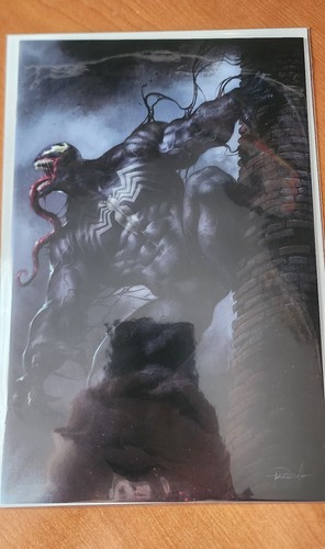 Venom #10 Lucio Parrillo Exclusive Virgin Variant