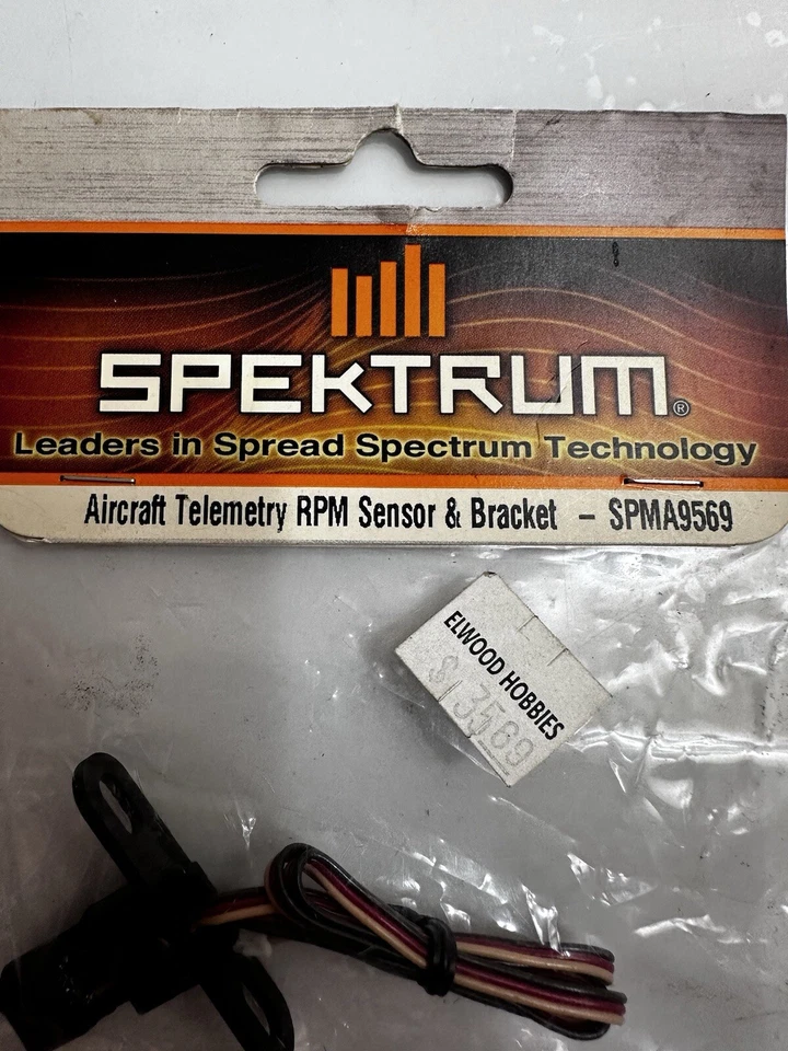 Spektrum RC Aircraft Airplane Engine Telemetry RPM Sensor And Bracket SPMA9569 - Image 2 of 3