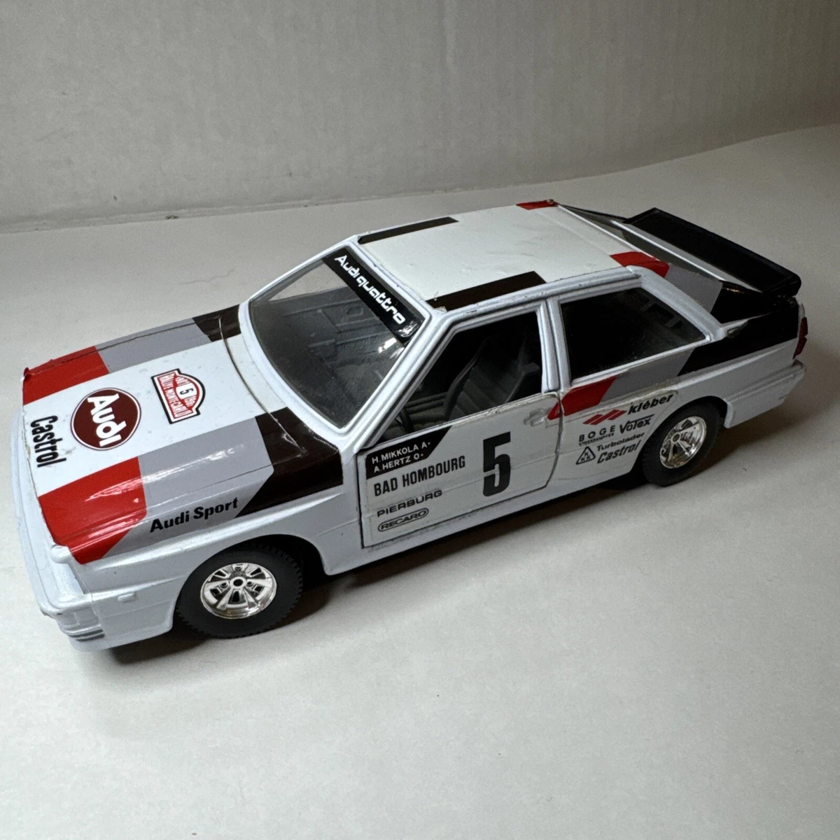 Miniature Burago 1/24 - Metro MG Turbo #23 Argent, Réf 0194, Diecast, Occasion