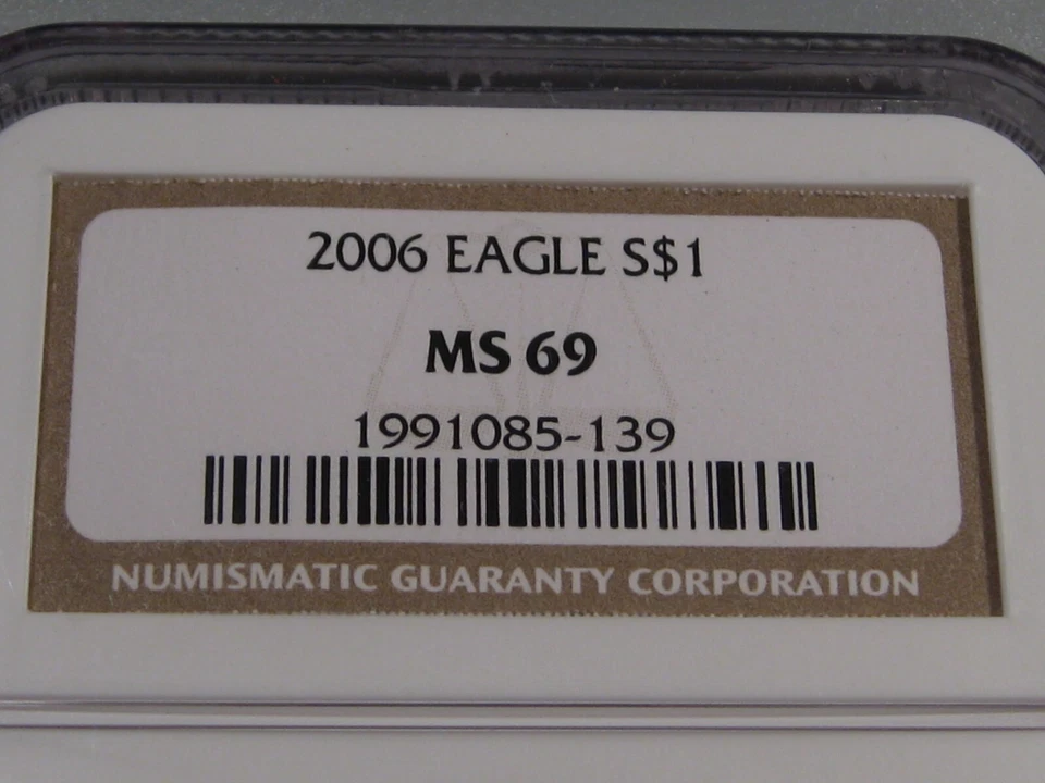 BU 2006 Silver American Eagle NGC MS69. #1 - Immagine 4 di 4