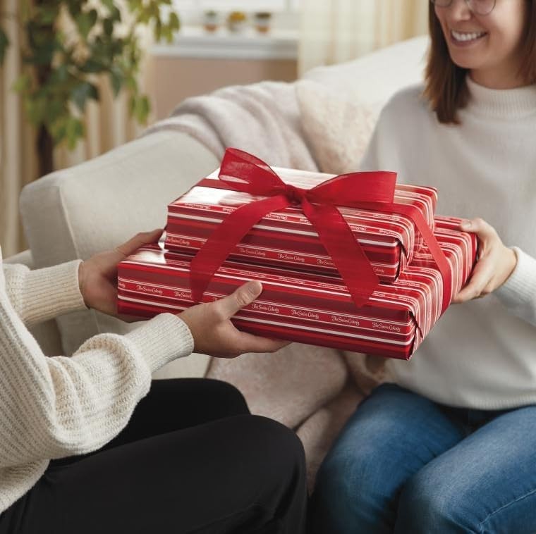 27 Favorites Food Gift Set, Summer Sausage Meats and Cheeses, Assorted Chocol...