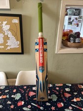 Gray Nicolls Vapour Gen 1.0 150 English Willow Bat 80cm