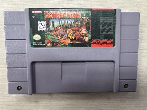Donkey Kong Country - SNES. Authentic And Tested