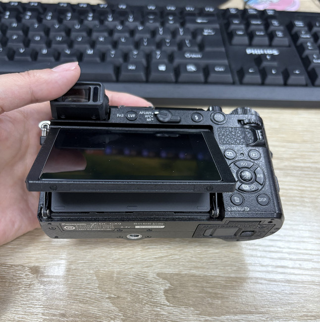 Panasonic Lumix DC-GX9 20.3MP Mirrorless Camera Body Only Black
