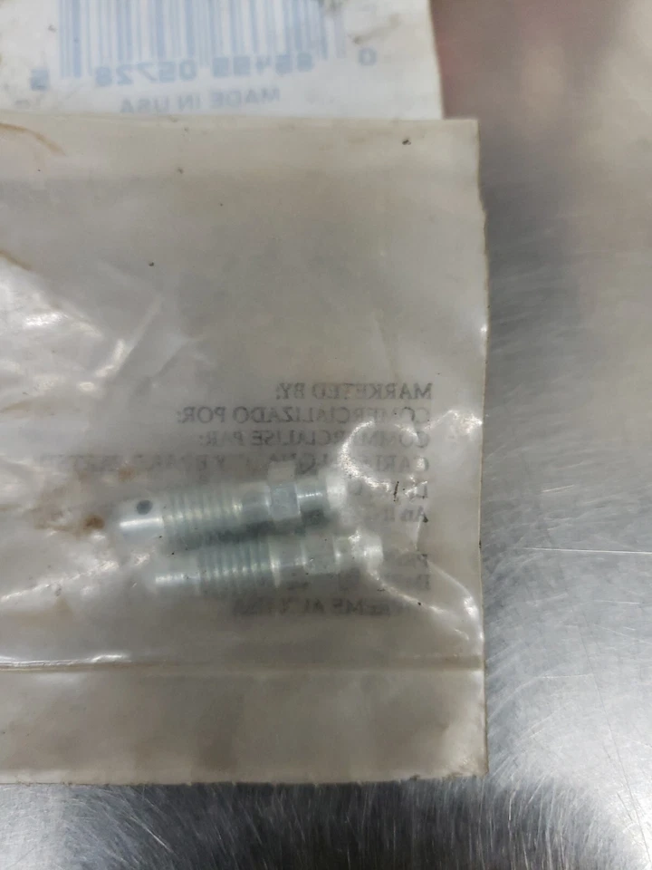 Tornillo purga de frenos Carlson H9404-2 NOS Foto 2 de 2