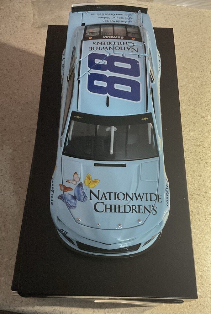 2019 Alex Bowman Nationwide Children's Hospital Camaro 1/24 Lionel /505