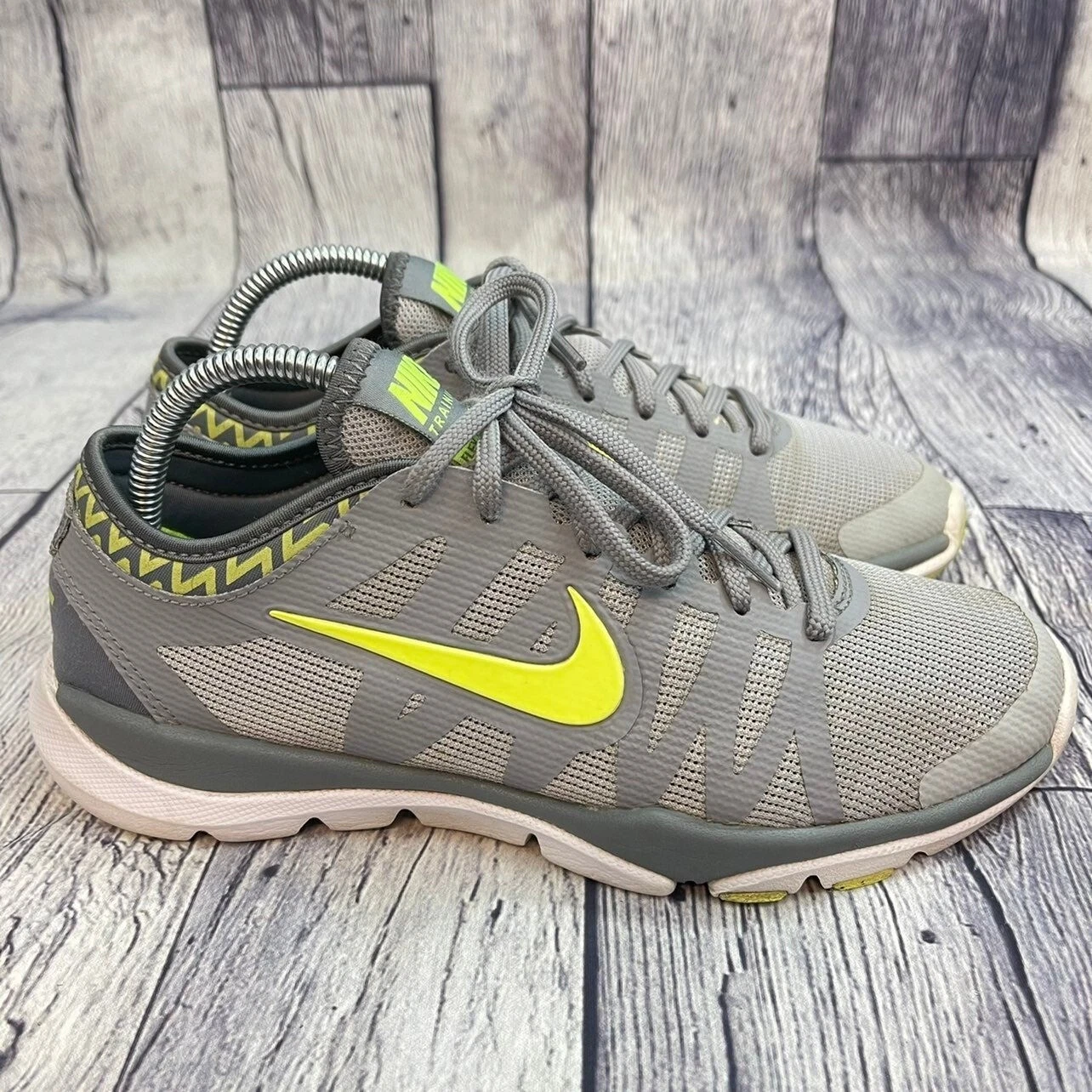 Chaussures Nike Flex Supreme TR3 Femme 7 Running Training Athlétique Gris Vert