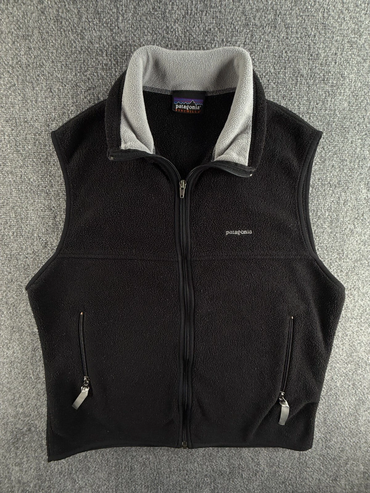 Patagonia Black Fleece Vest Sleeveless Full Zip Chest Logo Soft Hiking Synchilla