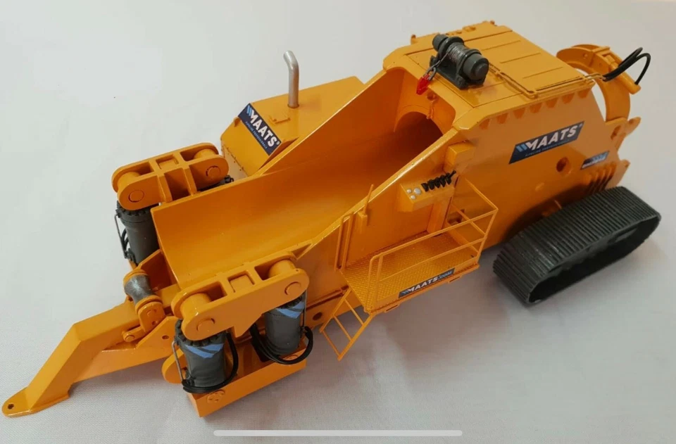 Resin 1/50 MAATS BM 36-48 Pipe Bending Machine - Ready Built by Fankit Models - Image 3 of 4