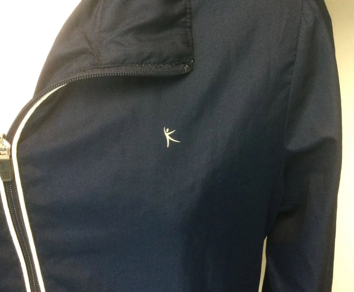 VETEMENTS Felpa a vento Danskin Now blu navy con cappuccio junior taglia XL (15 17) tasca posteriore