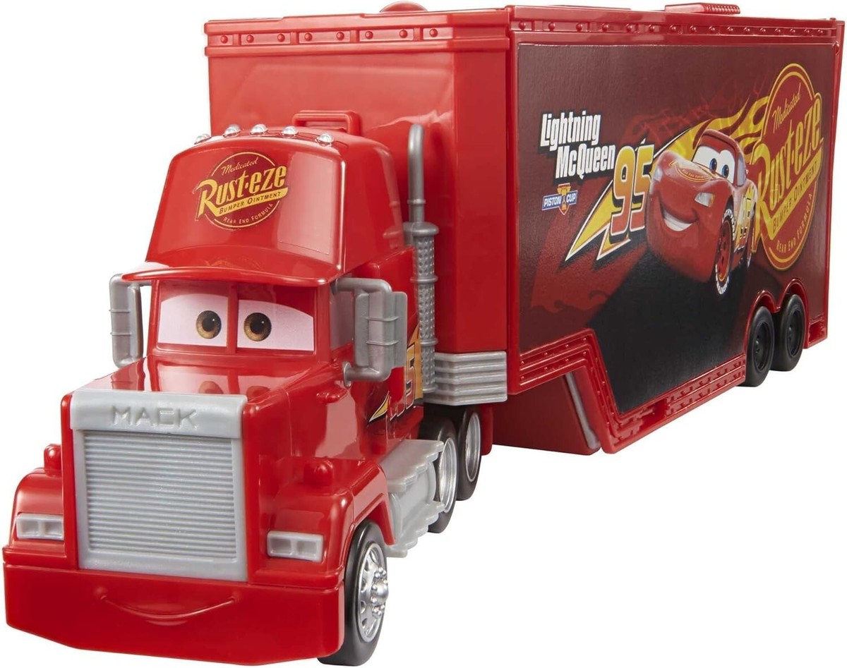DISNEY PIXAR CARS TRANSFORMING MACK PLAYSET 2 IN 1 GUIDO HDC75