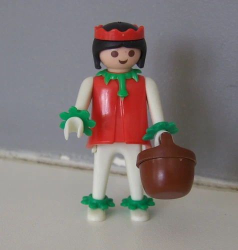 PLAYMOBIL (E404) INDIANS - Squaw woman with basket of vintage set 3483 from 1976