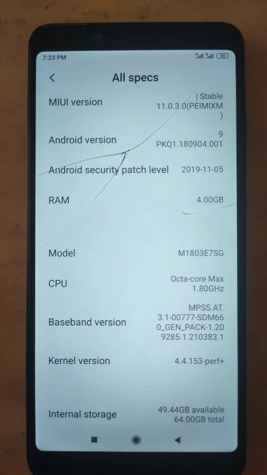 Xiaomi Redmi Note 5 - 4GB - 64GB - Dual Sim - Black - Unlocked - Crack on screen - Image 2 of 3