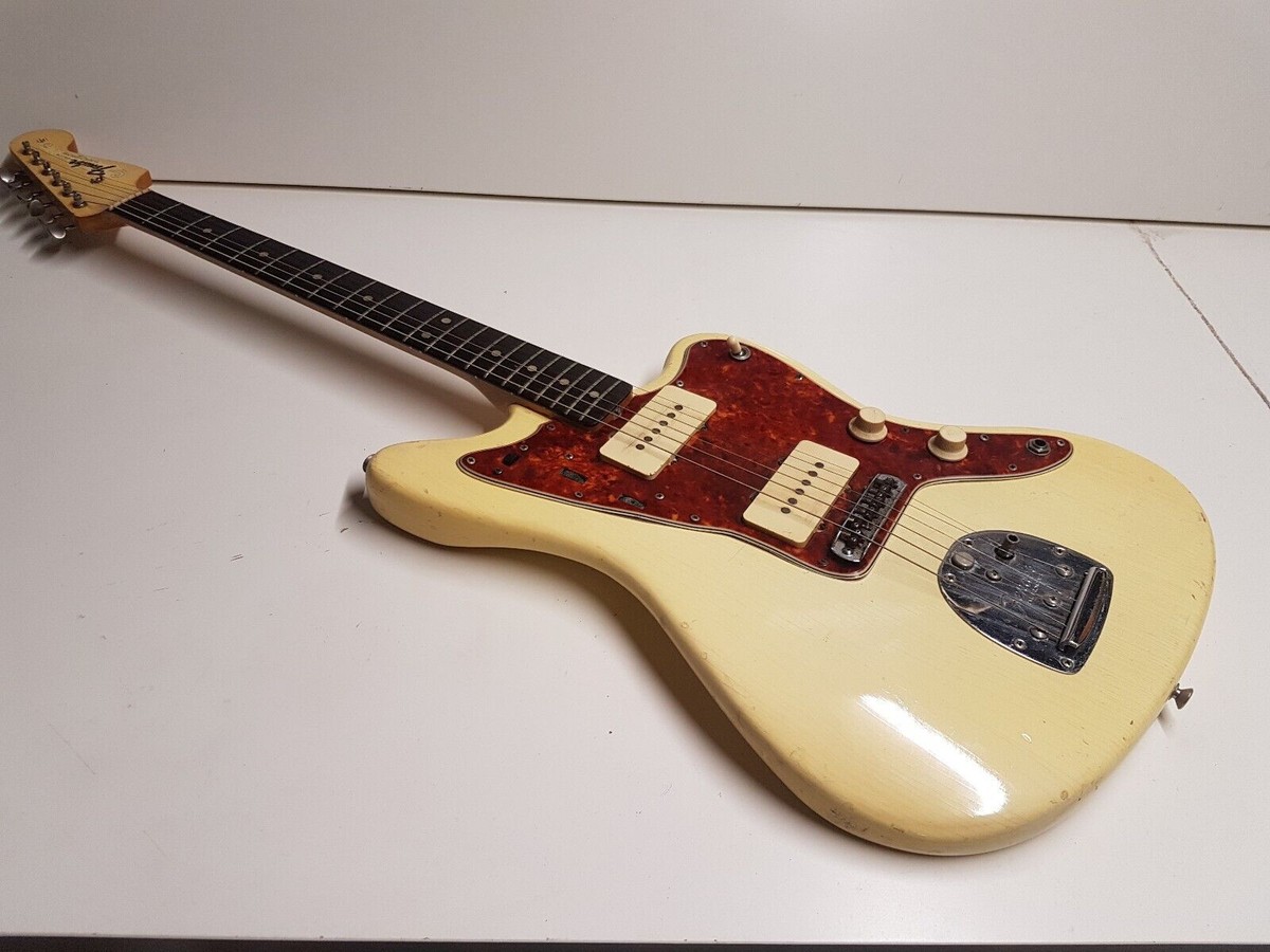ギター Fender NewAmericanVintage 65jazzmaster 1965 Fender Jazzmaster Candy Apple Red w/ Matching Headstock